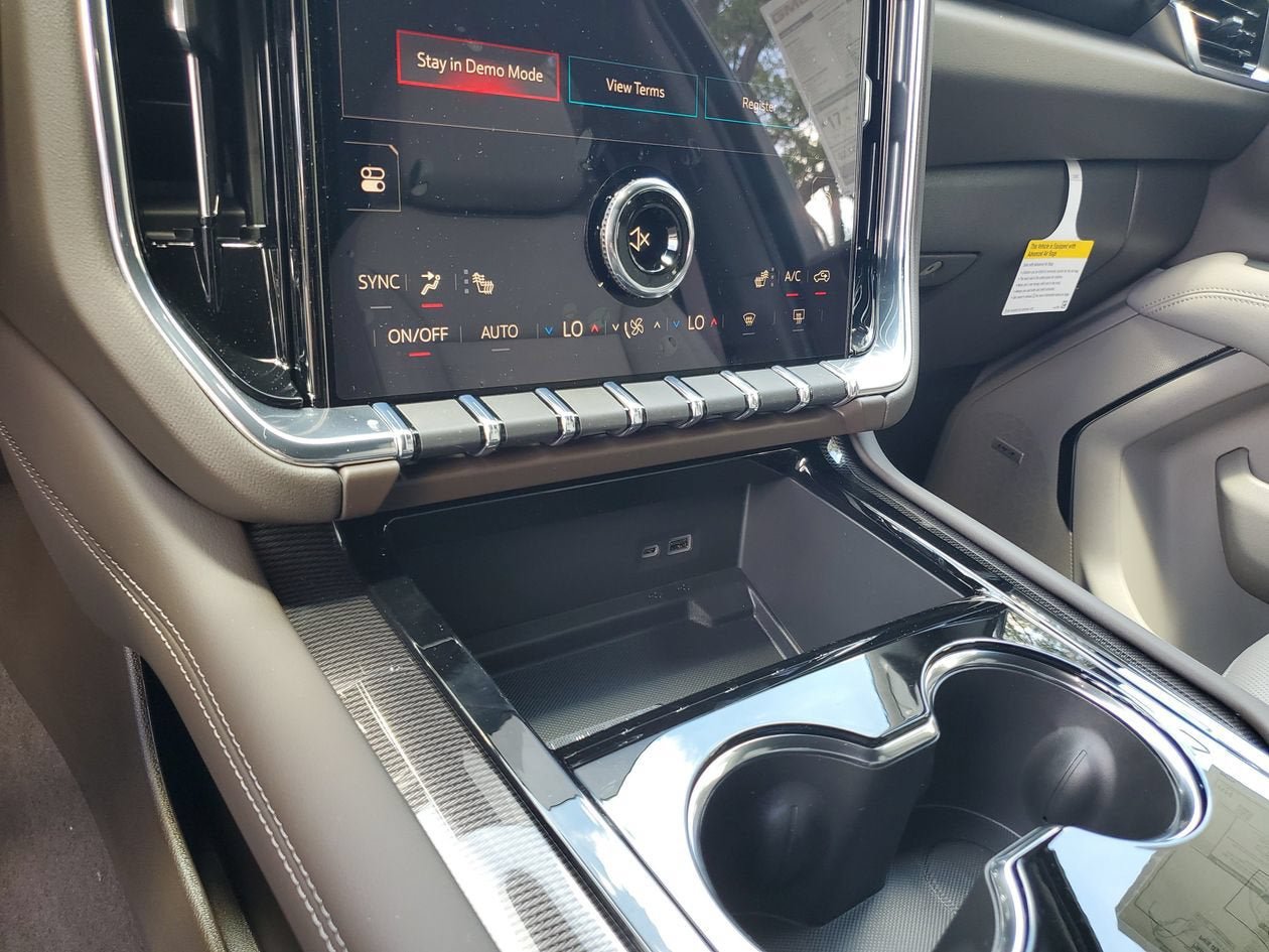 New 2026 GMC Yukon XL Elevation RWD image 23