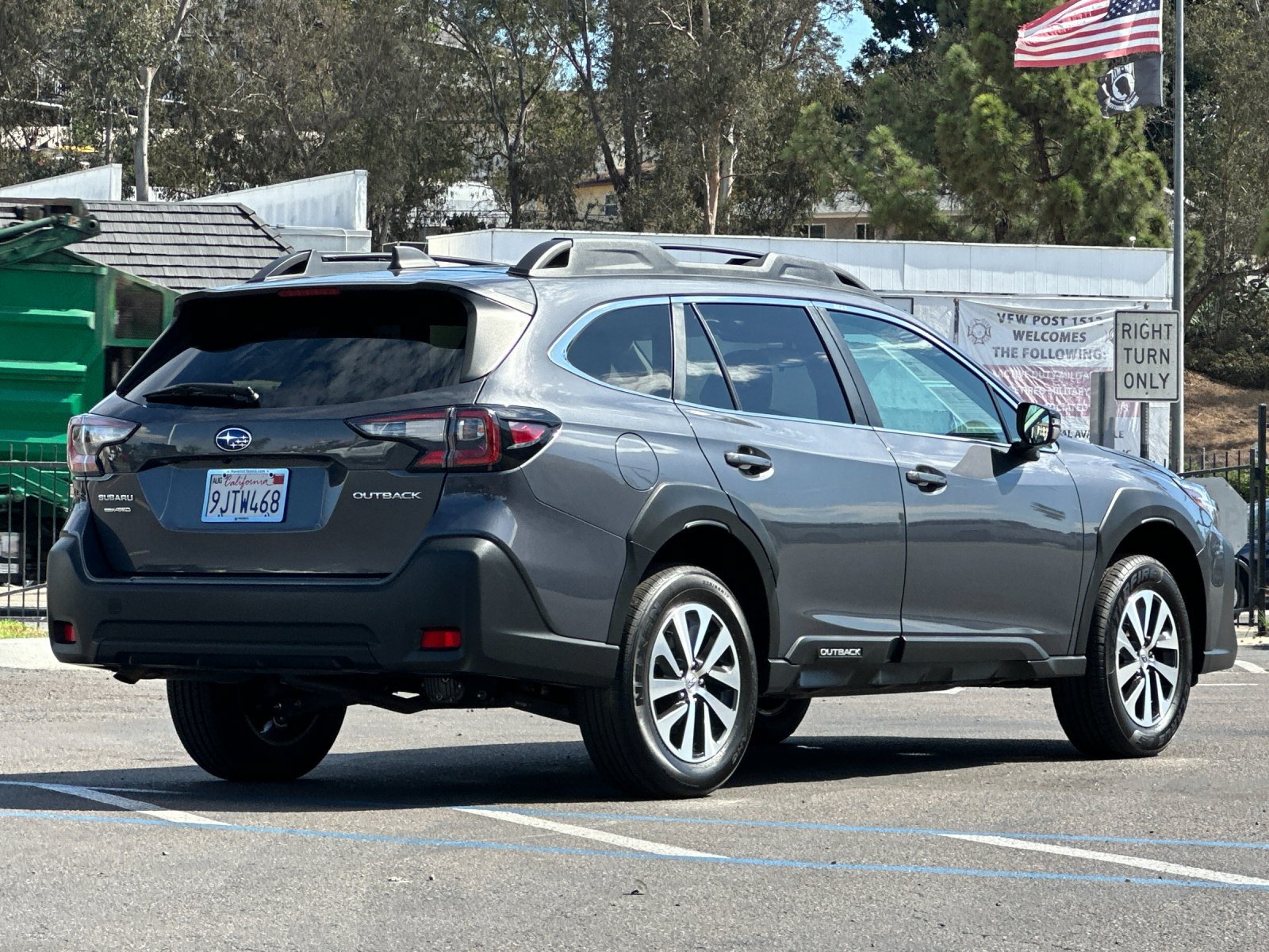 Used 2024 Subaru Outback Premium AWD/4WD image 5