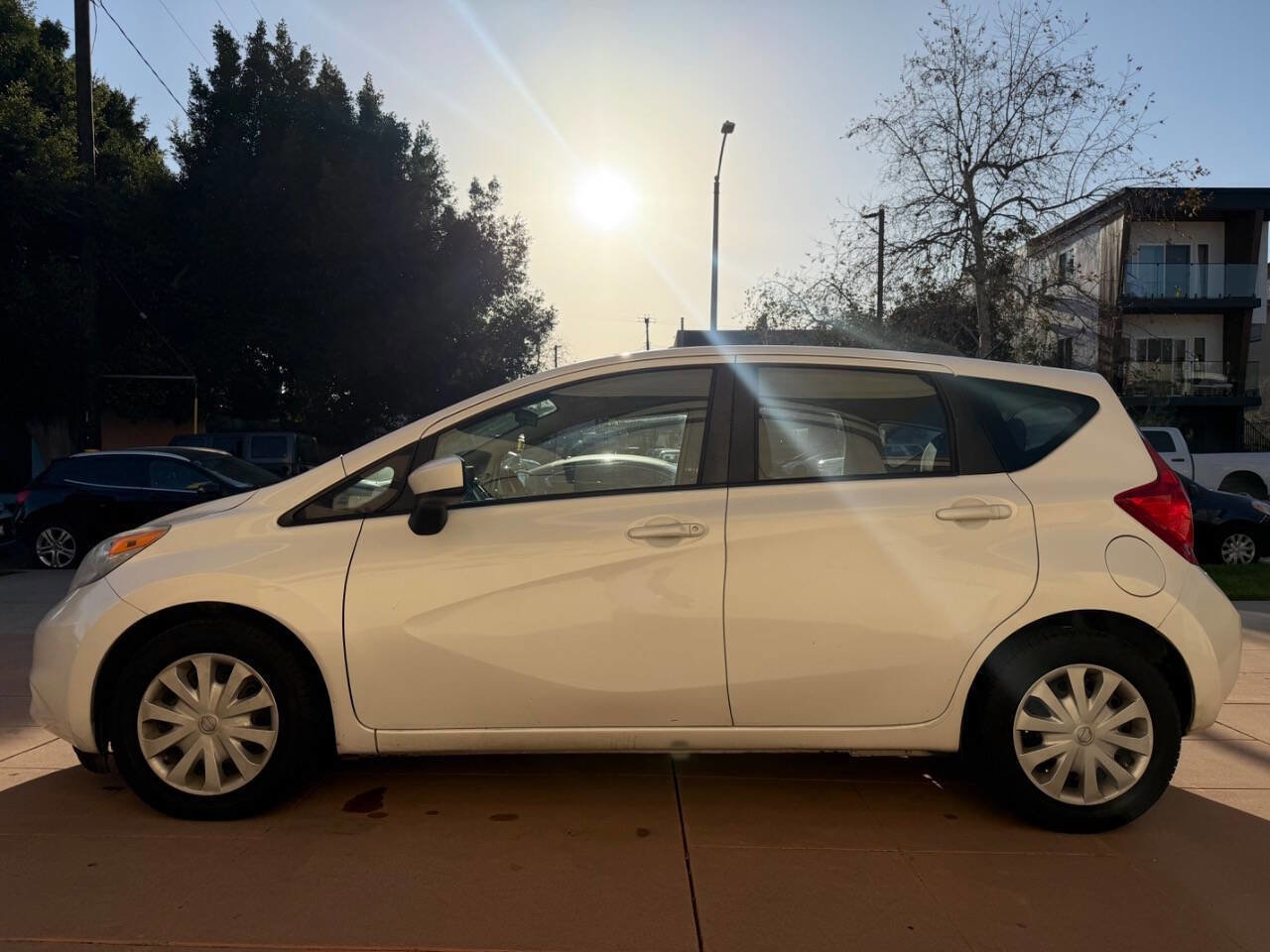 Used 2015 Nissan Versa Note SV image 8
