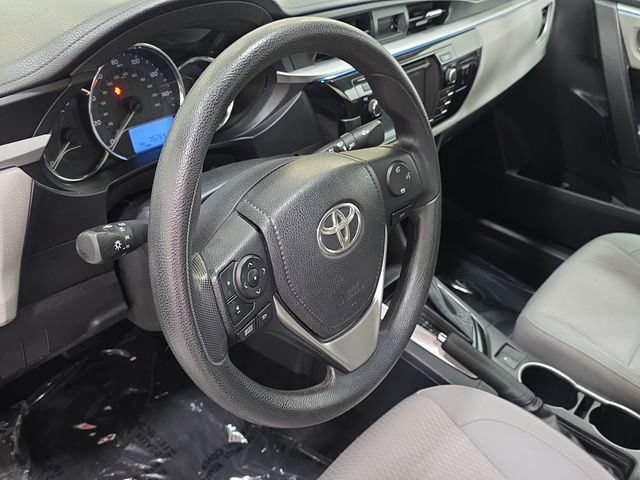 Used 2014 Toyota Corolla LE FWD image 14