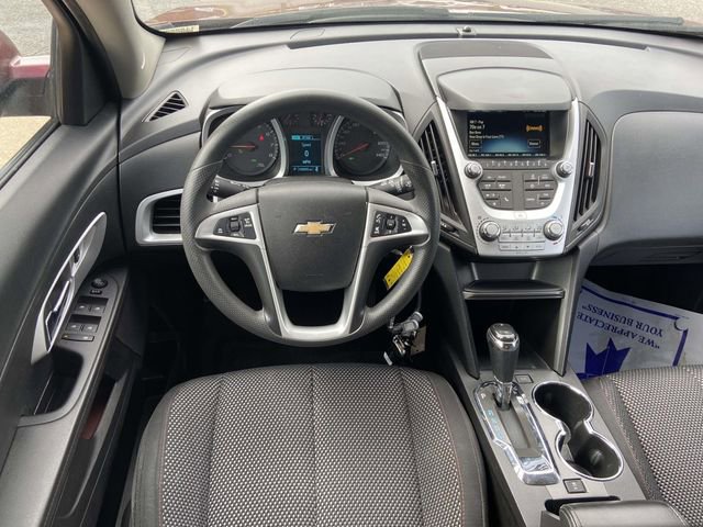 Used 2017 Chevrolet Equinox LT image 9