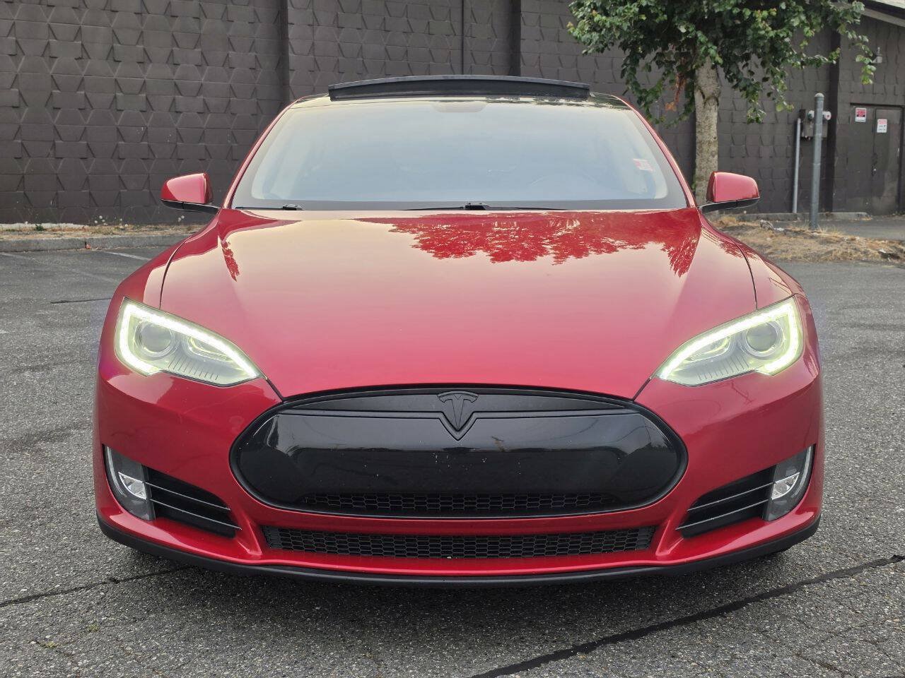 Used 2013 Tesla Model S RWD image 2