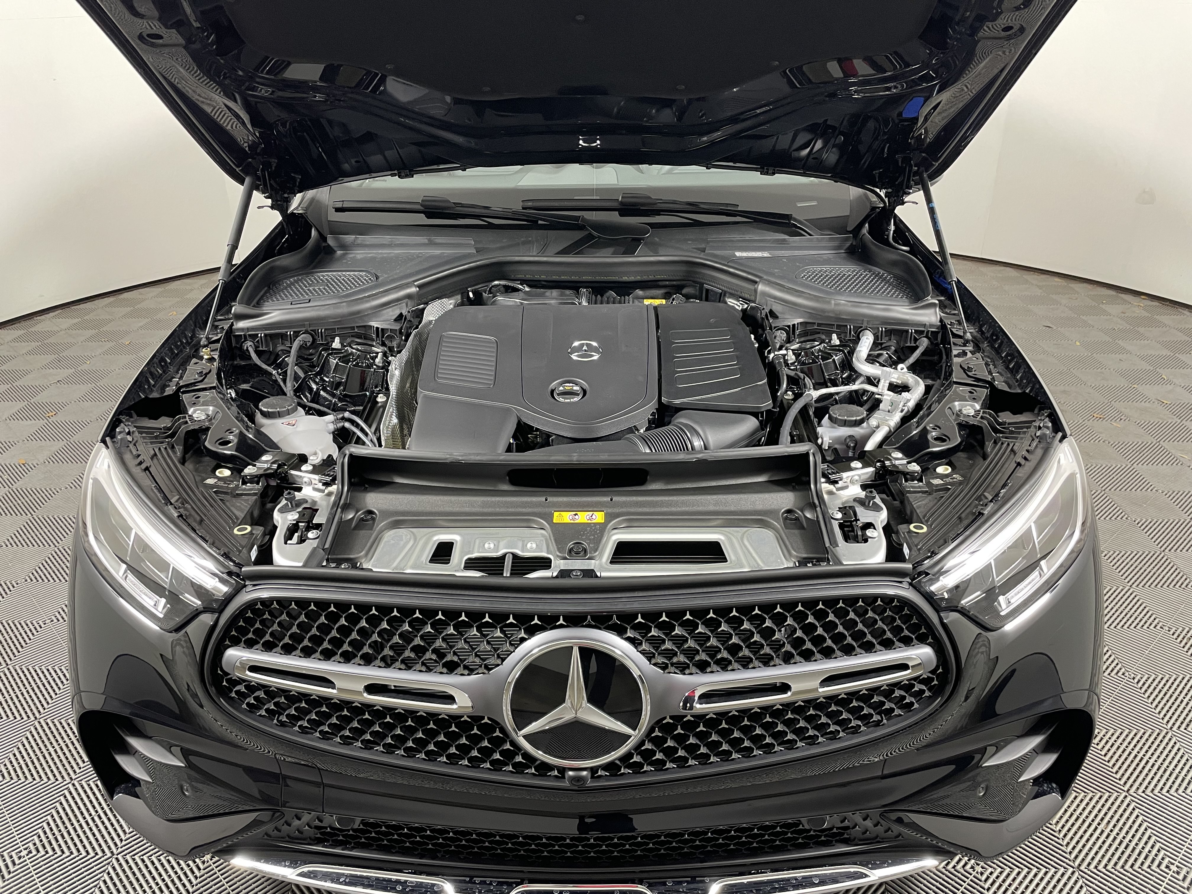 New 2026 Mercedes-Benz GLC 300 image 20