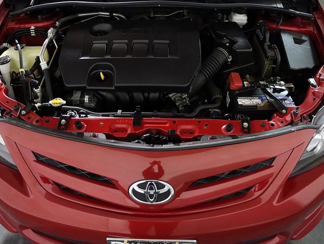 Used 2012 Toyota Corolla S image 32