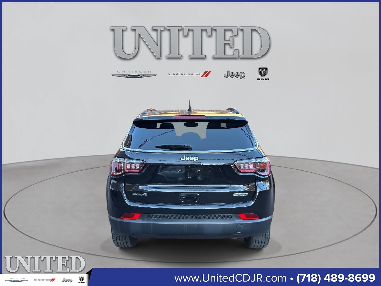 Used 2023 Jeep Compass Latitude w/ Sun and Sound Group image 4