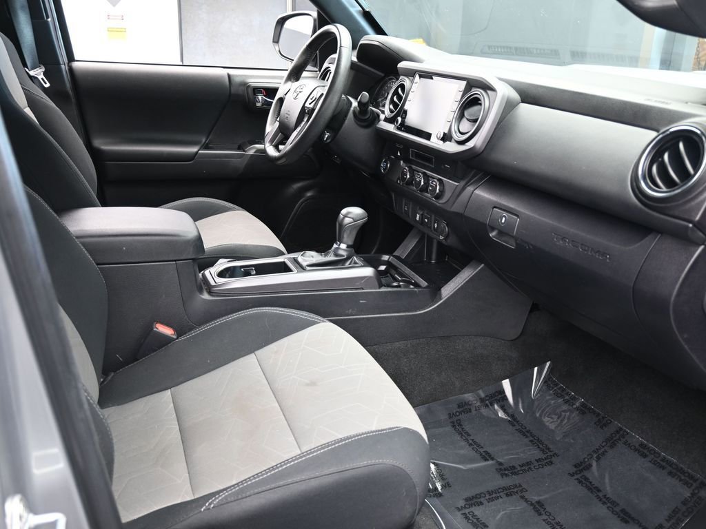 Used 2023 Toyota Tacoma TRD Sport image 41