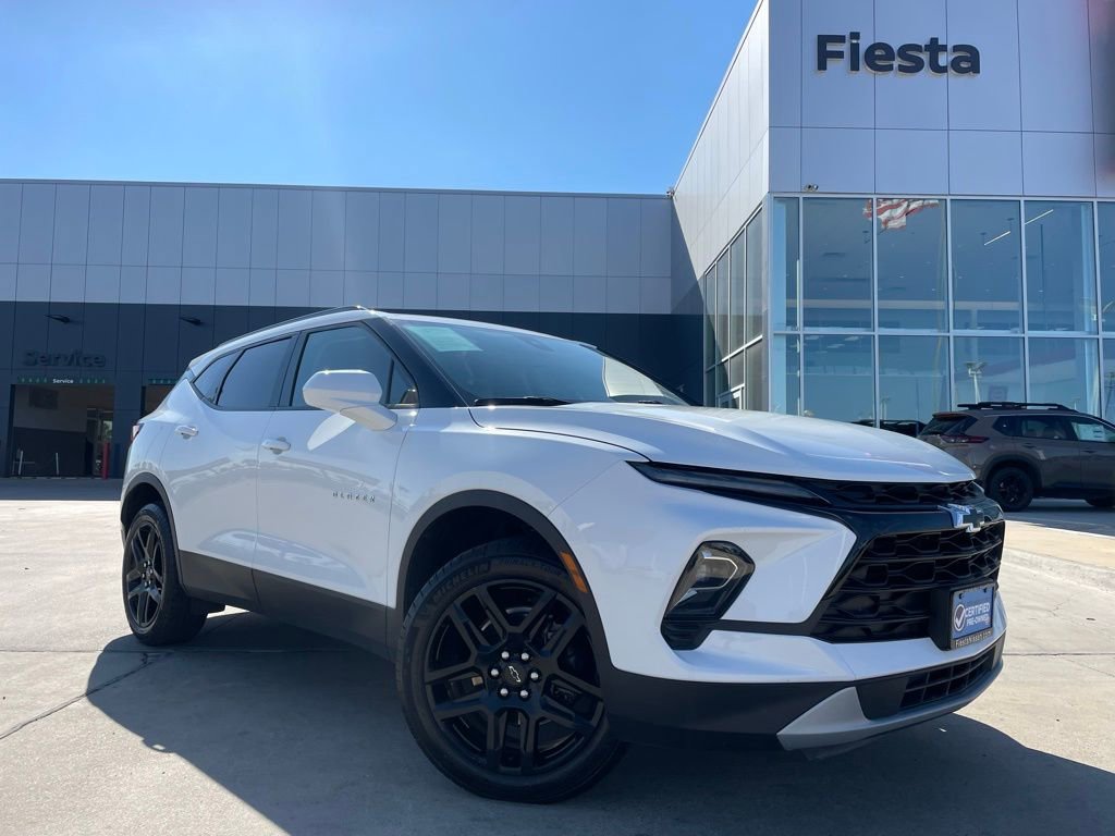 Used 2023 Chevrolet Blazer LT w/ Convenience Package FWD image 1