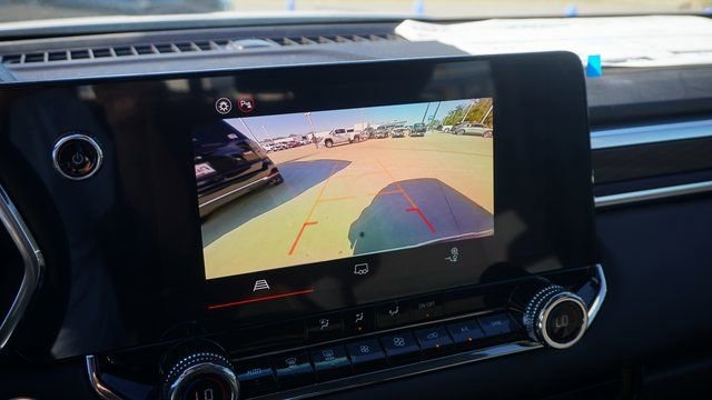 New 2025 GMC Canyon Elevation w/ Convenience Package image 28