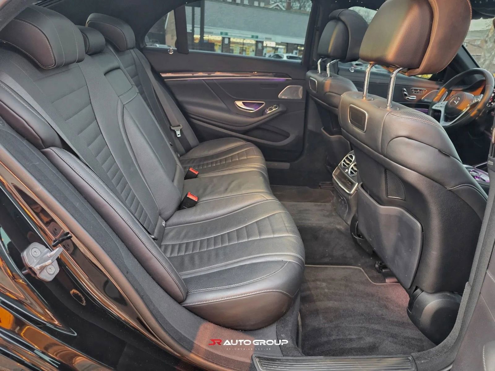 Used 2020 Mercedes-Benz S 560 Sedan image 24