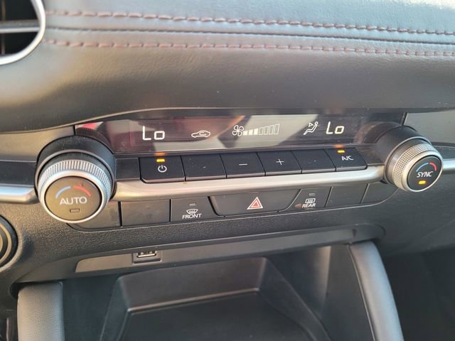 Used 2020 MAZDA MAZDA3 Sedan w/ Select Package image 19