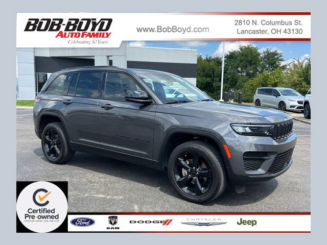 Certified 2025 Jeep Grand Cherokee Altitude AWD/4WD image 1