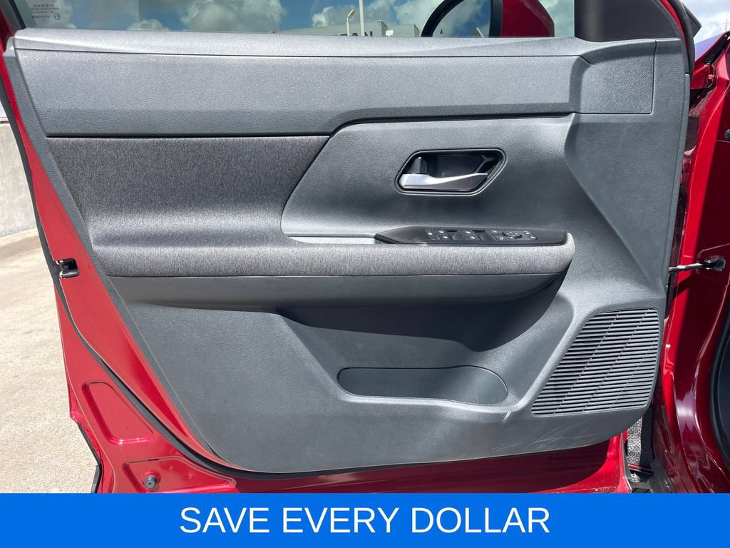 Used 2025 Nissan Kicks SV FWD image 10