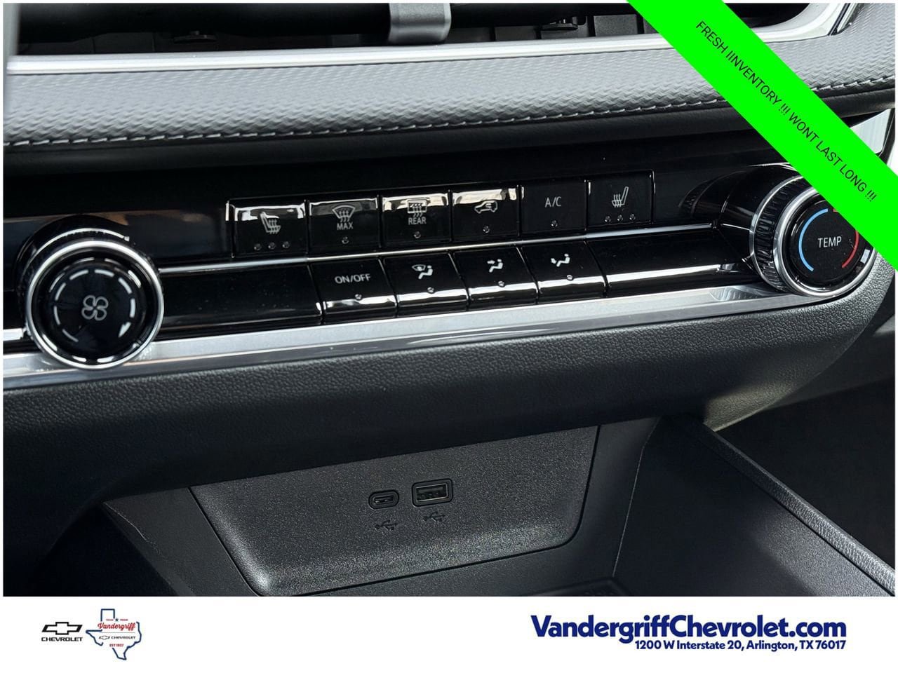 New 2026 Chevrolet Equinox LT w/ Safety and Technology Package FWD image 14