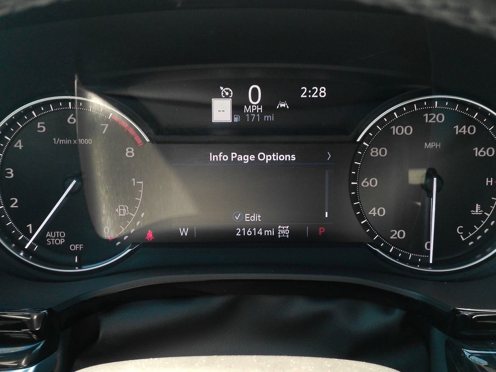 Used 2025 Cadillac XT6 Premium Luxury AWD/4WD image 8