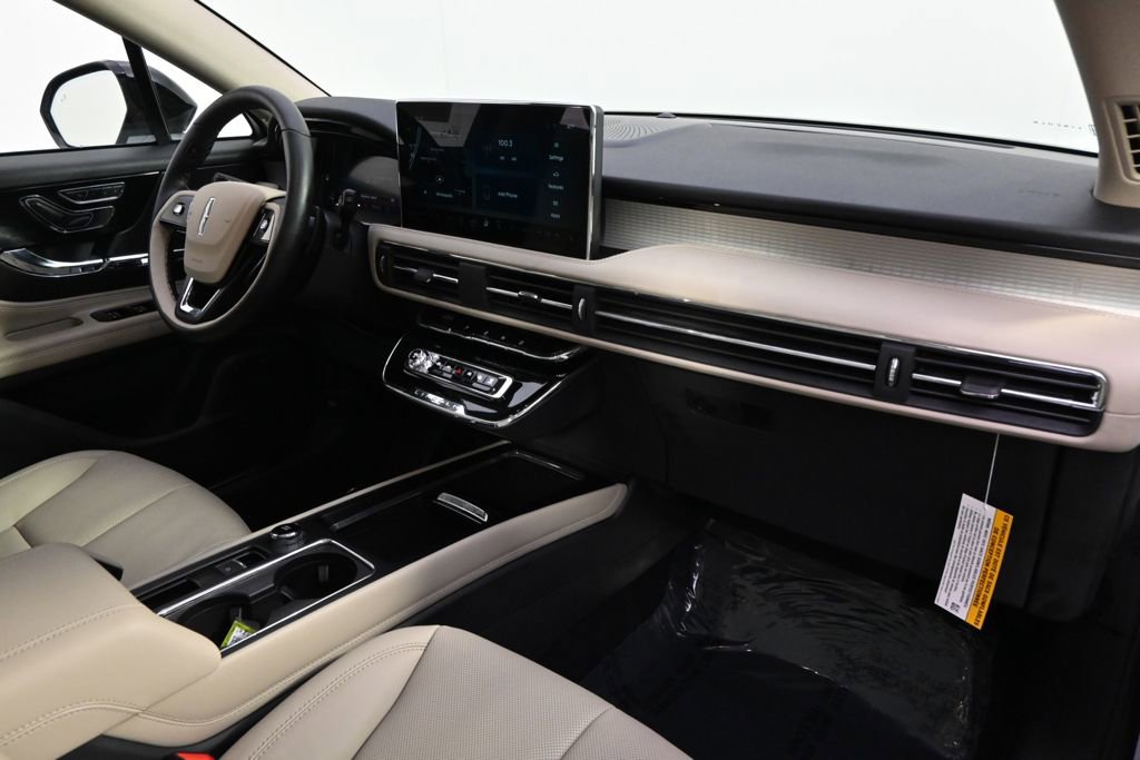 New 2026 Lincoln Corsair Premiere image 15