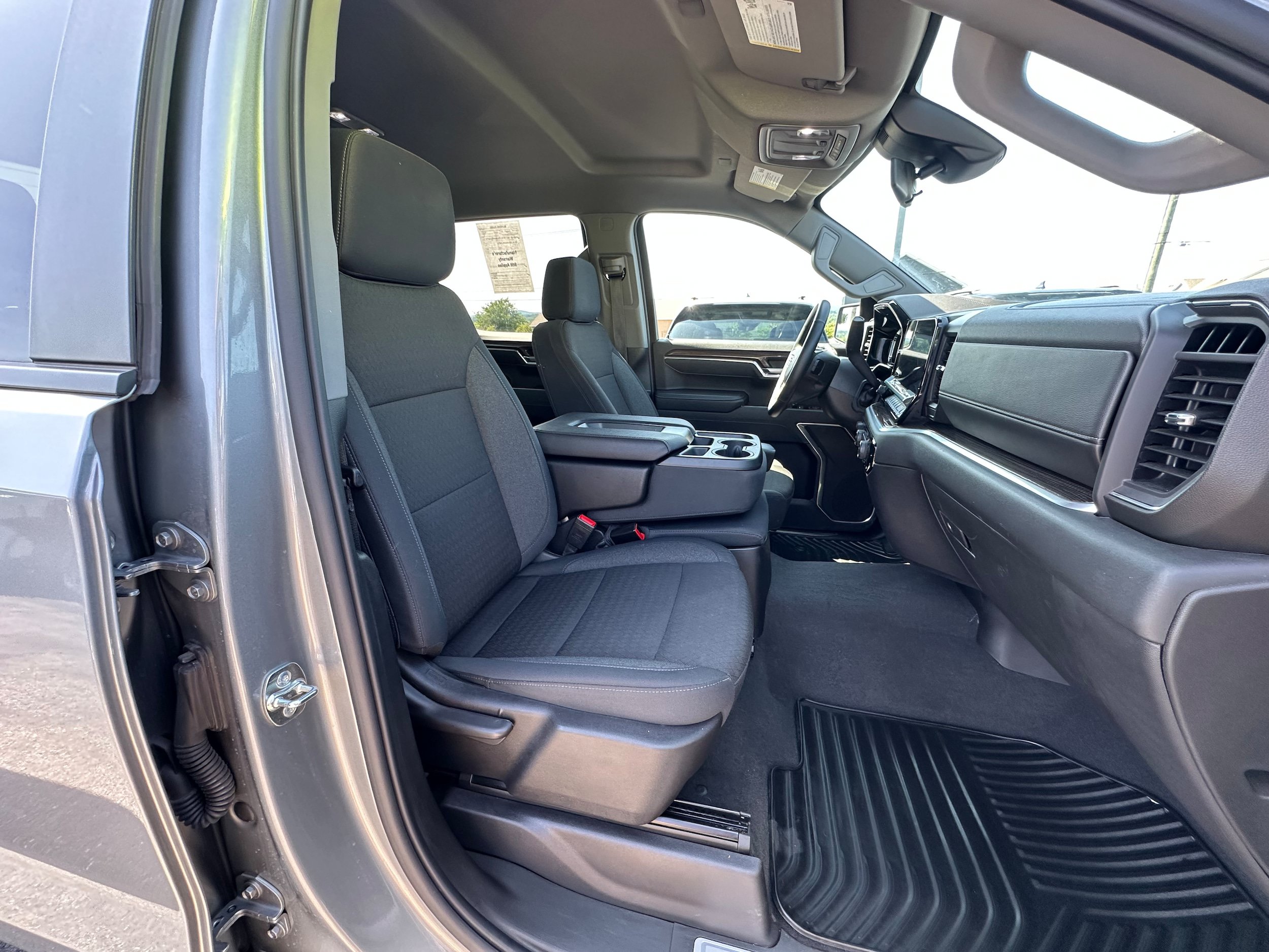 Used 2026 Chevrolet Silverado 1500 RST AWD/4WD image 13