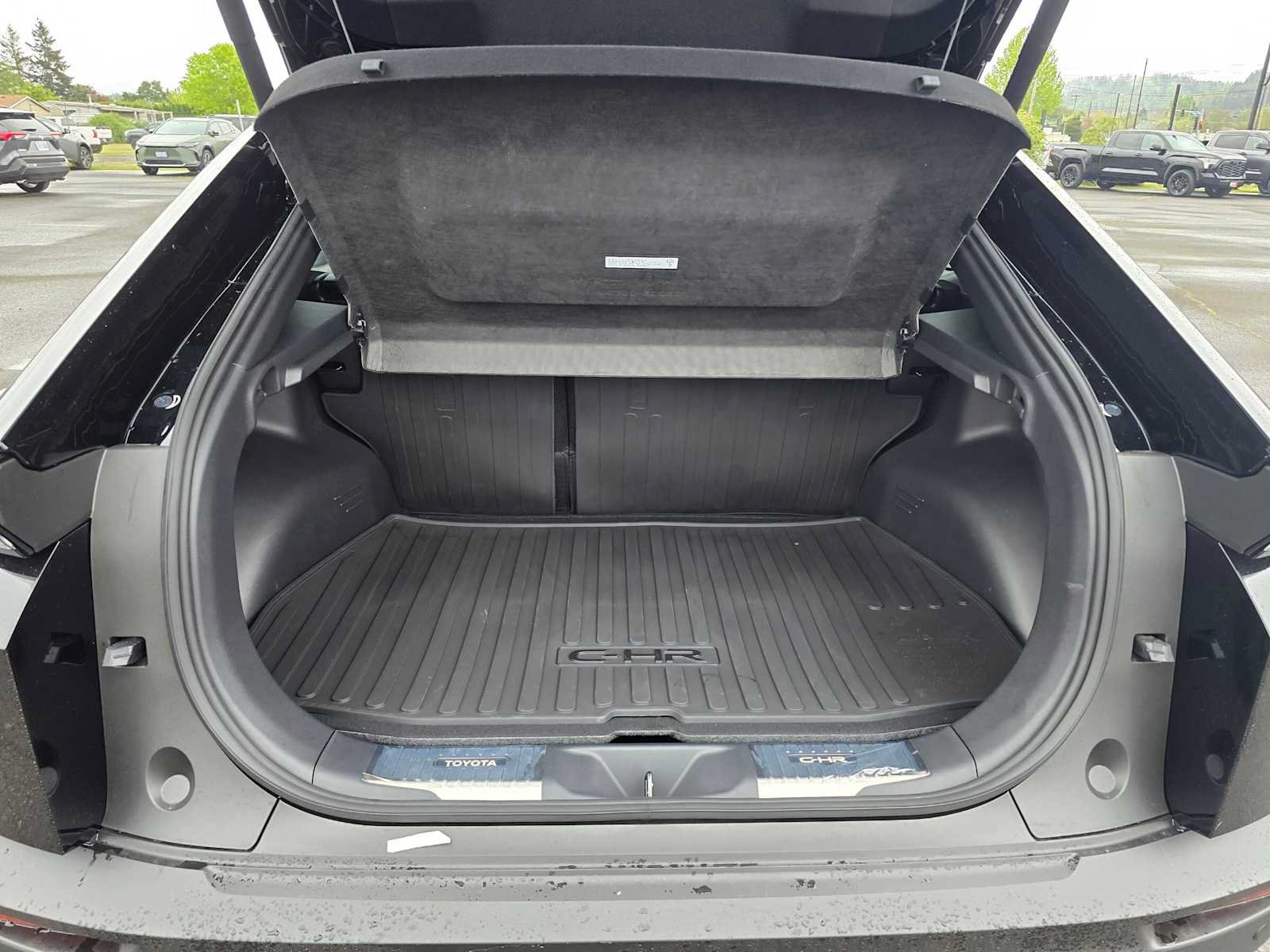 New 2026 Toyota C-HR AWD/4WD image 17
