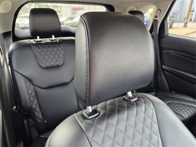 Used 2024 Ford Edge Titanium image 15