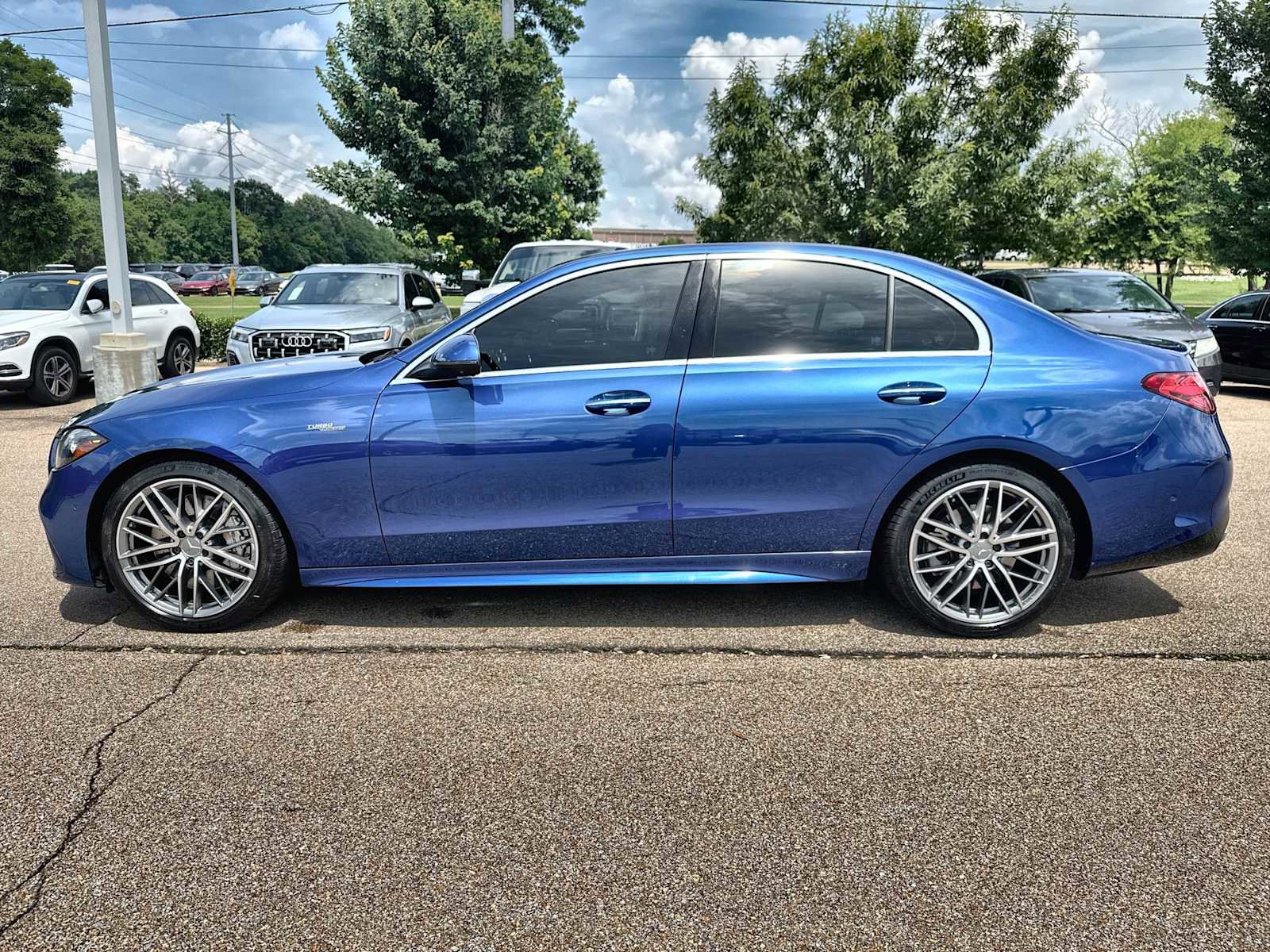 Used 2023 Mercedes-Benz C 43 AMG 4MATIC Sedan image 5