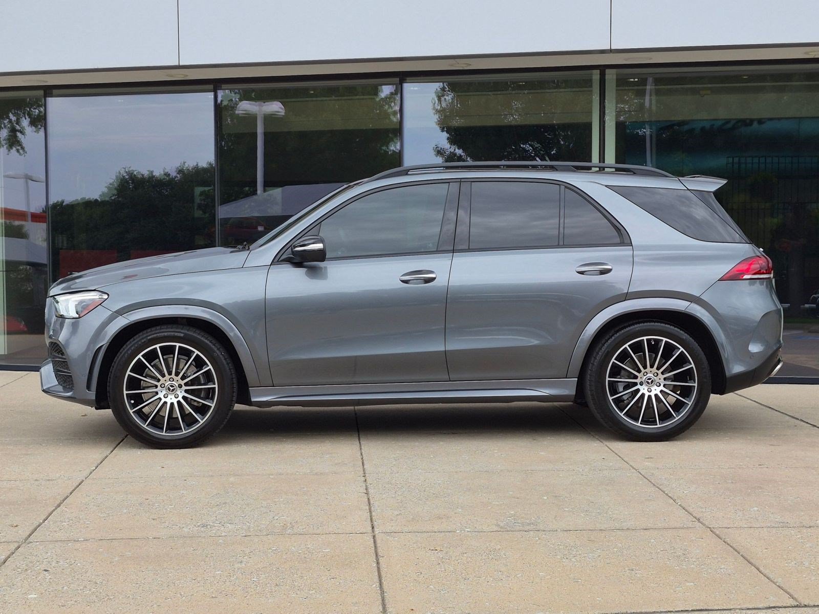 Used 2020 Mercedes-Benz GLE 450 4MATIC video 2