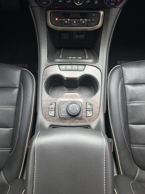 Used 2023 GMC Acadia Denali w/ Denali Technology Package image 44