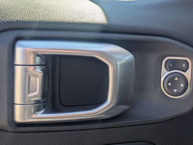 New 2026 Jeep Gladiator Sport image 17