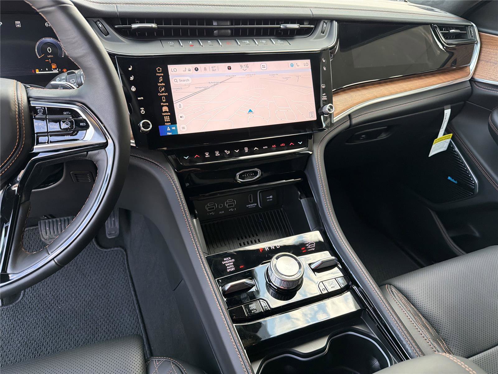 New 2026 Jeep Grand Cherokee Summit image 27