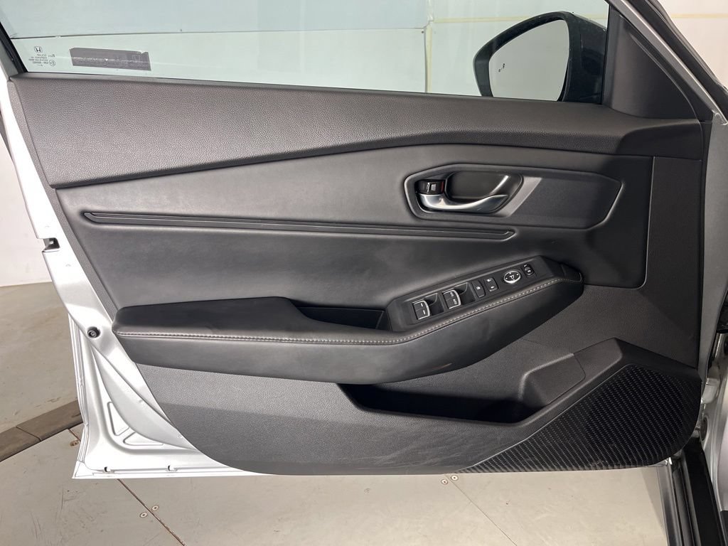 Used 2024 Honda Accord Sport image 18
