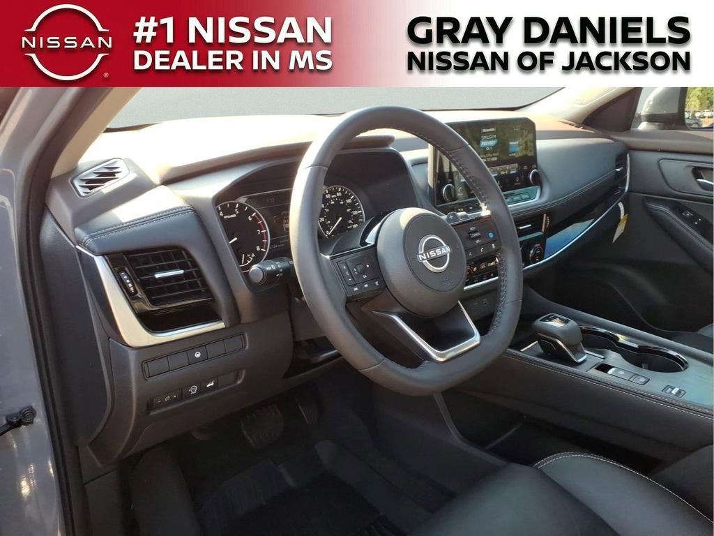 Used 2023 Nissan Rogue SL w/ SL Premium Package FWD image 11