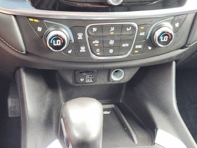 Used 2022 Chevrolet Traverse Premier w/ LPO, Floor Liner Package image 22