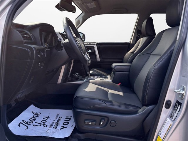 Used 2022 Toyota 4Runner SR5 Premium image 9