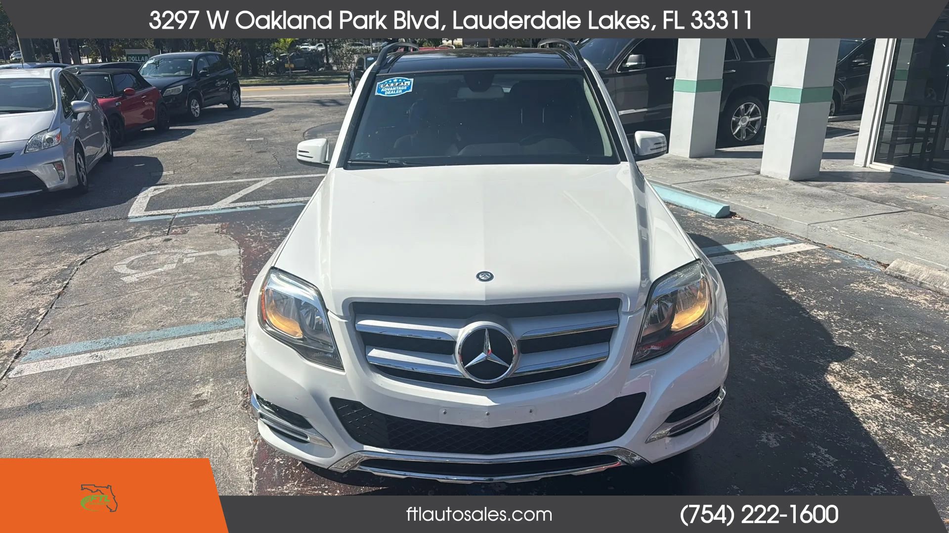 Used 2015 Mercedes-Benz GLK 350 4MATIC image 3
