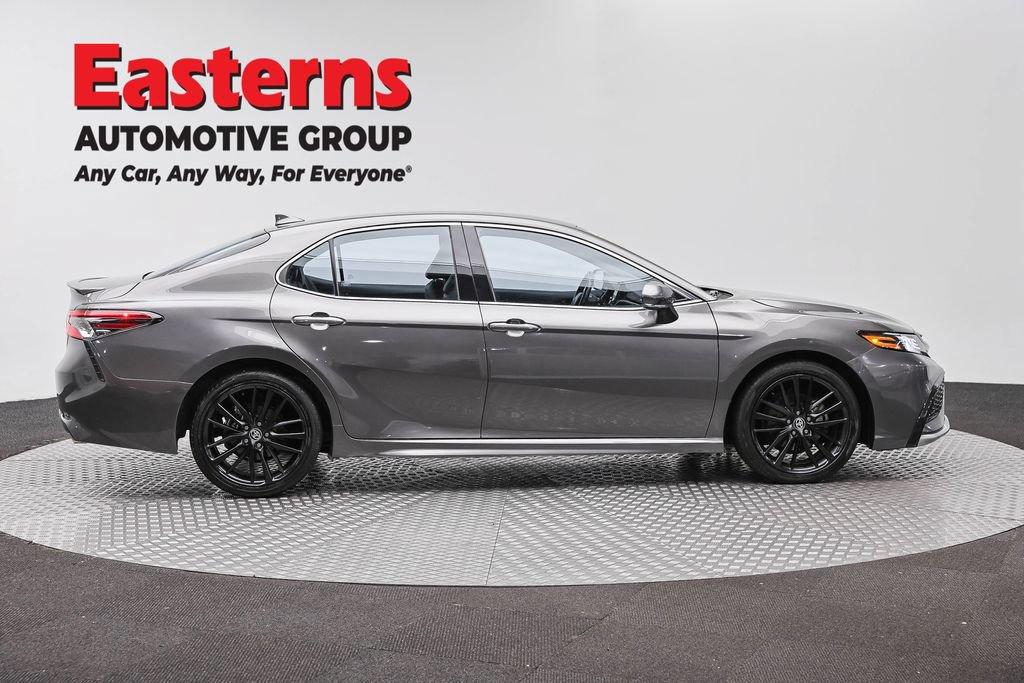 Used 2023 Toyota Camry XSE FWD image 6