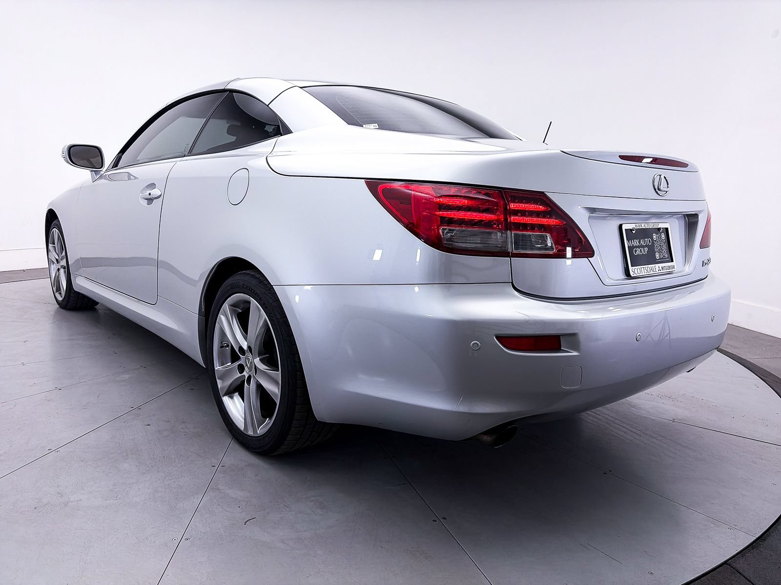 Used 2013 Lexus IS 250C w/ Luxury Pkg RWD image 6