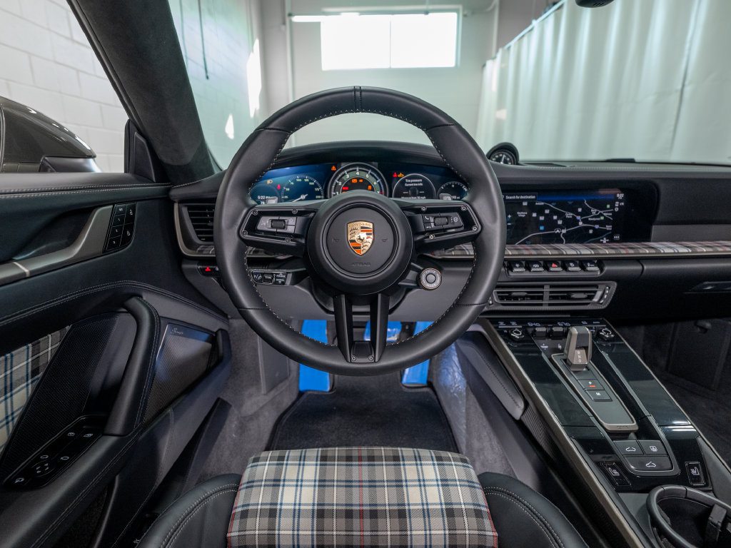 Used 2025 Porsche 911 Turbo S AWD/4WD image 40