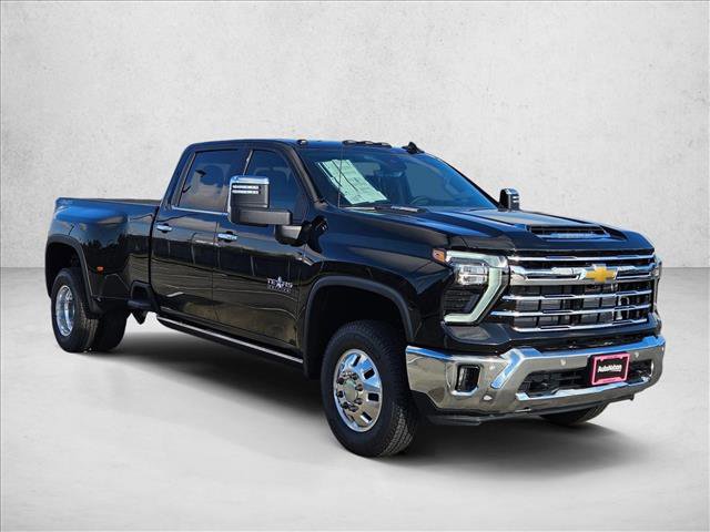 New 2026 Chevrolet Silverado 3500 LTZ w/ LTZ Texas Edition image 7