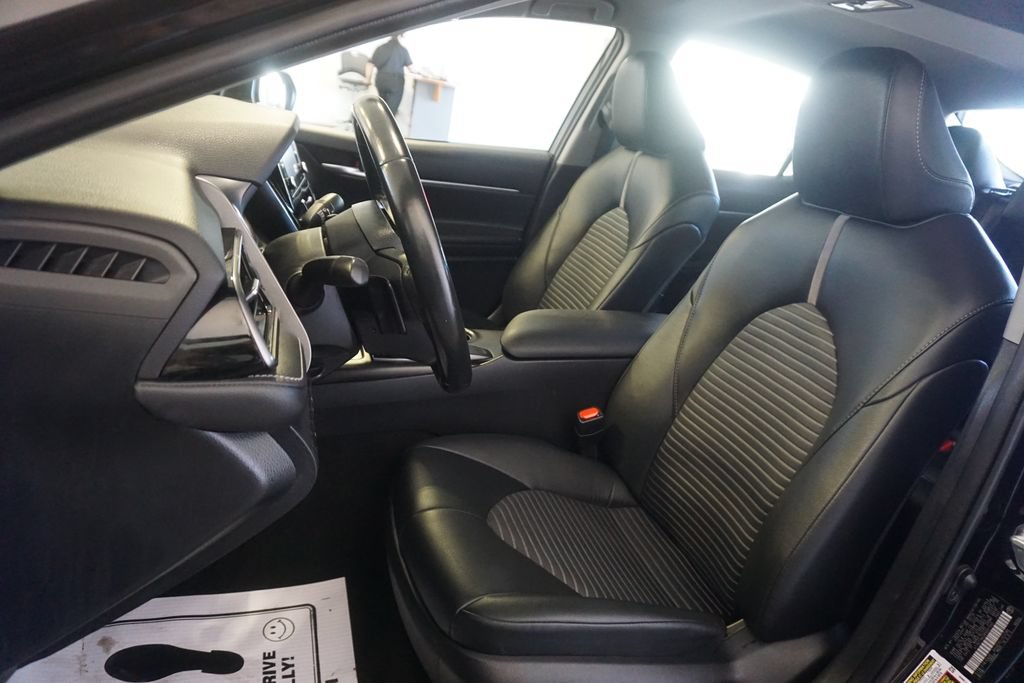 Used 2024 Toyota Camry SE FWD image 17