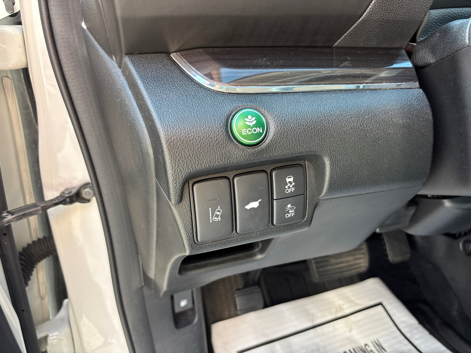 Used 2015 Honda CR-V Touring image 14