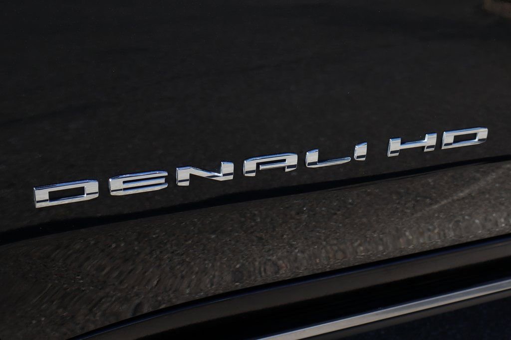 Used 2023 GMC Sierra 3500 Denali w/ Denali Black Diamond Edition image 50