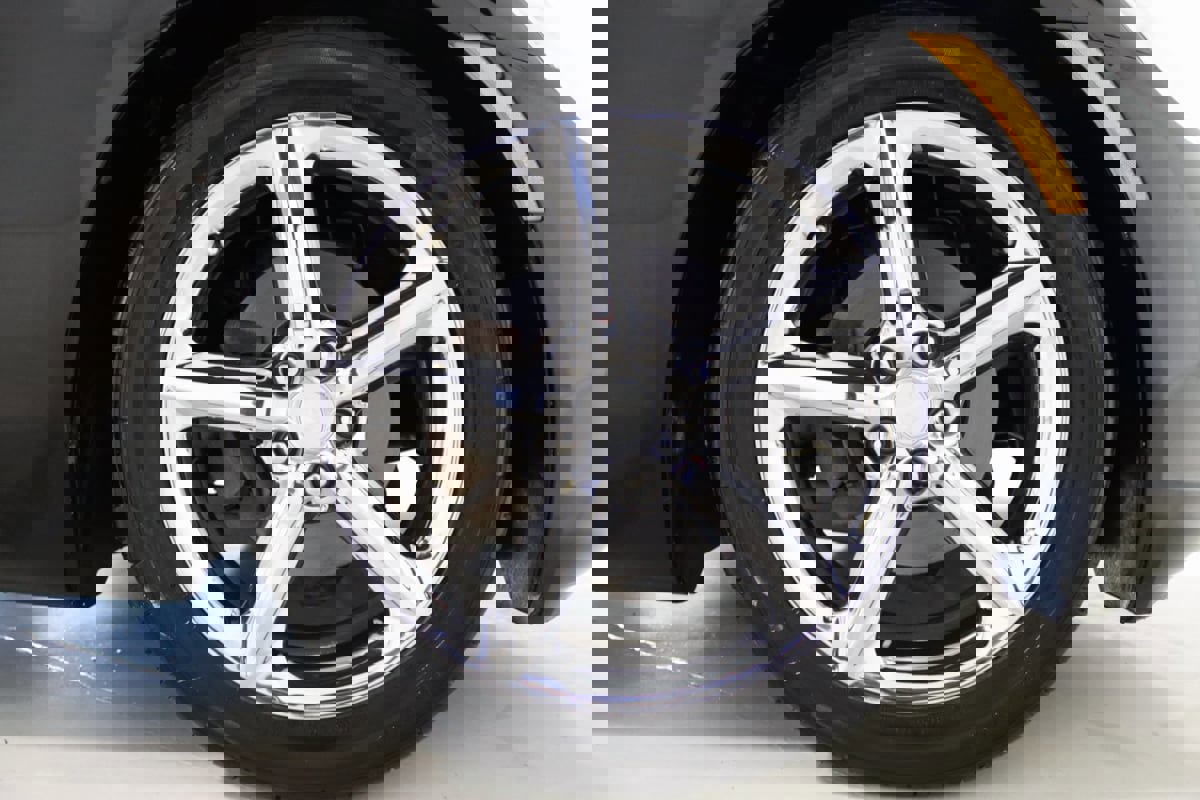 Used 2007 Saturn Sky w/ Premium Trim Pkg image 68