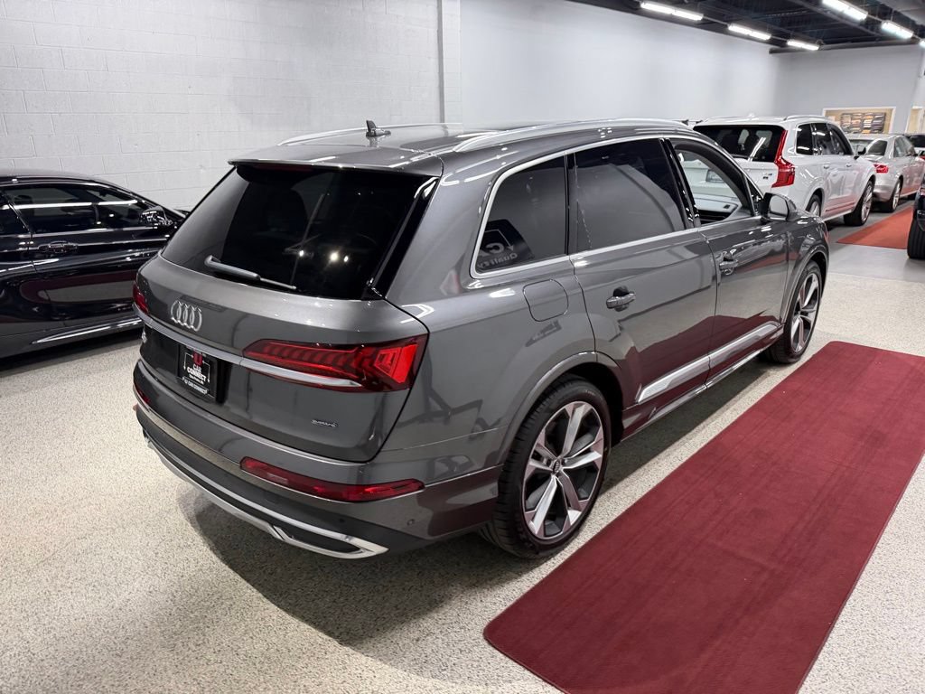 Used 2020 Audi Q7 3.0T Prestige AWD/4WD image 9