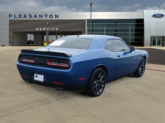 Used 2023 Dodge Challenger SXT w/ Blacktop Package image 5