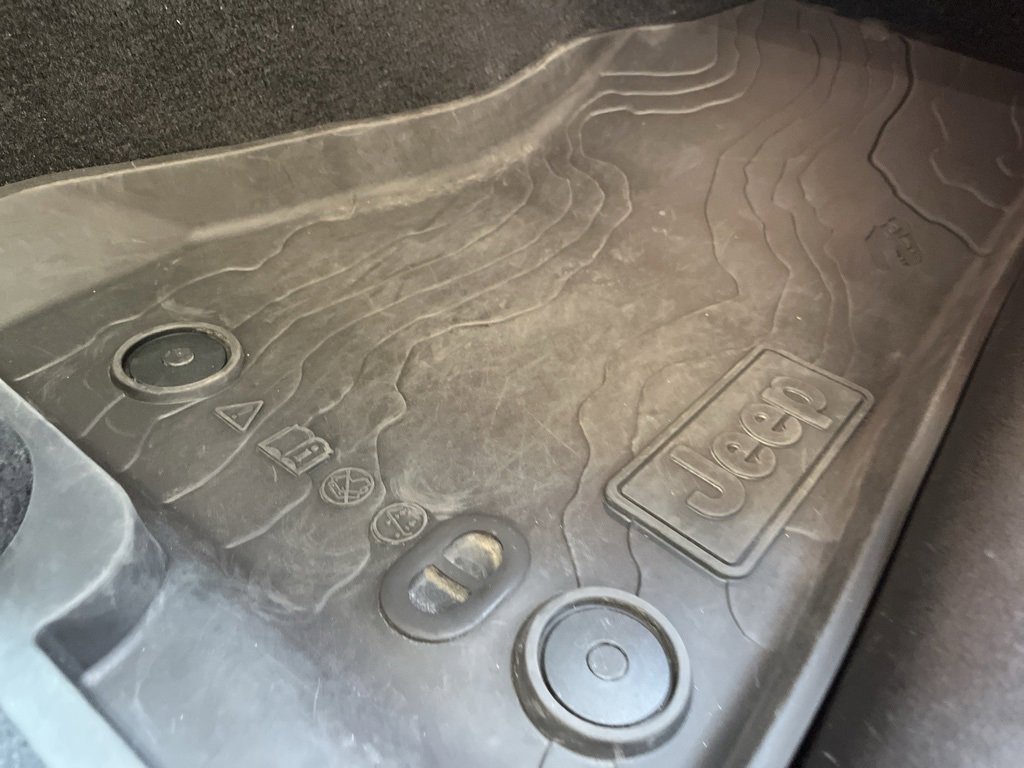 Used 2022 Jeep Wrangler Unlimited Rubicon w/ LED Lighting Group image 43