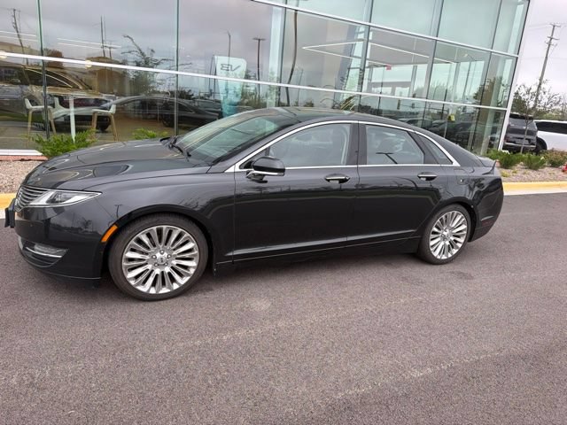Used 2013 Lincoln MKZ AWD image 3