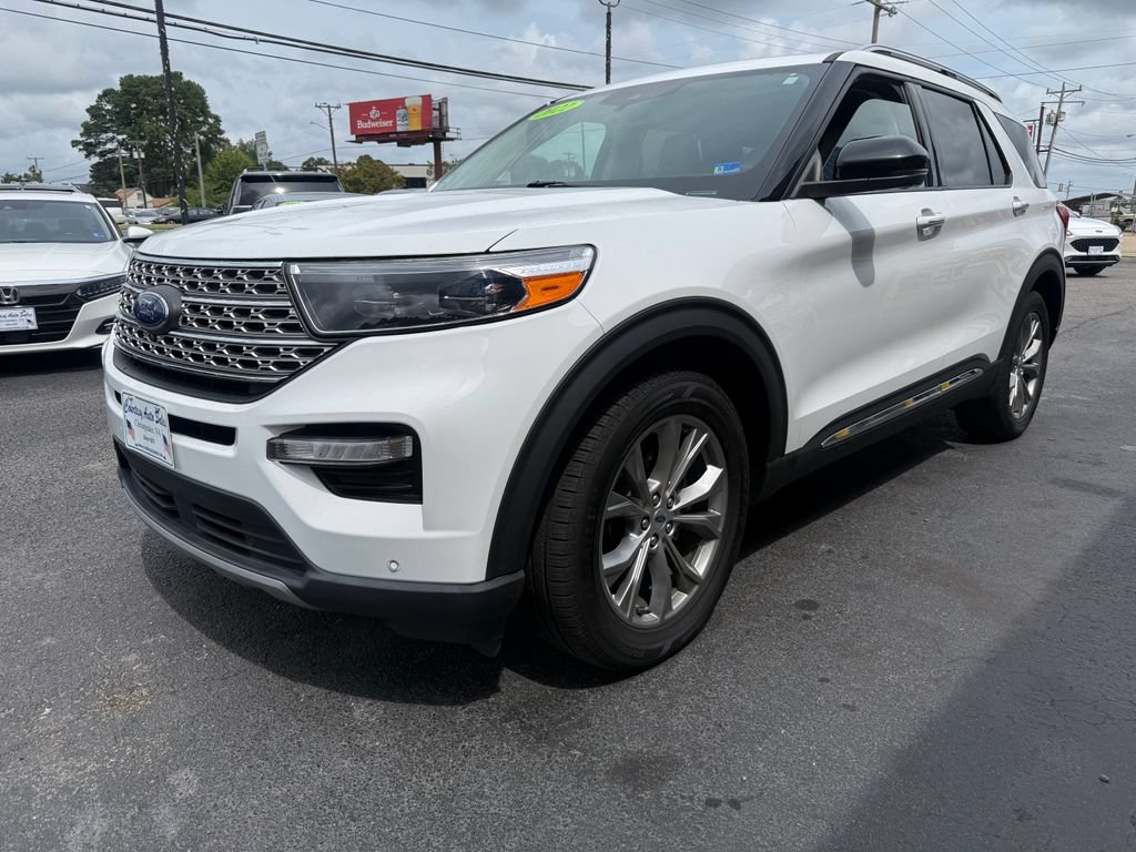 Used 2022 Ford Explorer Limited w/ Equipment Group 301A RWD image 7