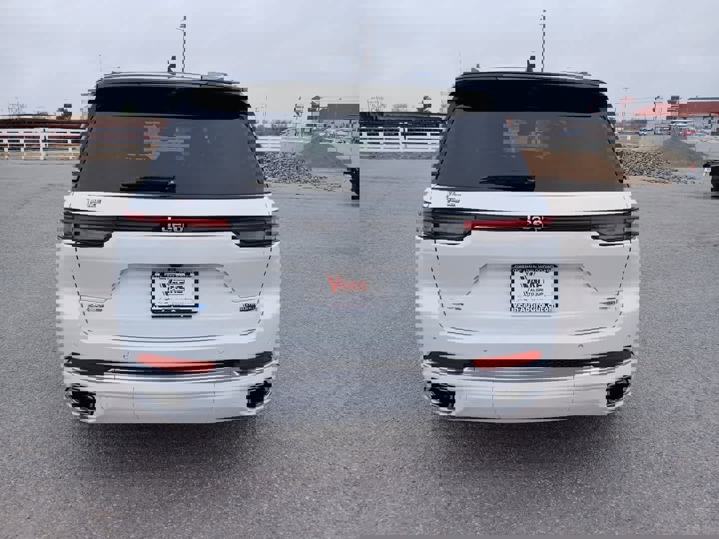 Used 2022 Jeep Grand Cherokee Summit w/ Advanced Protech Group IV image 6