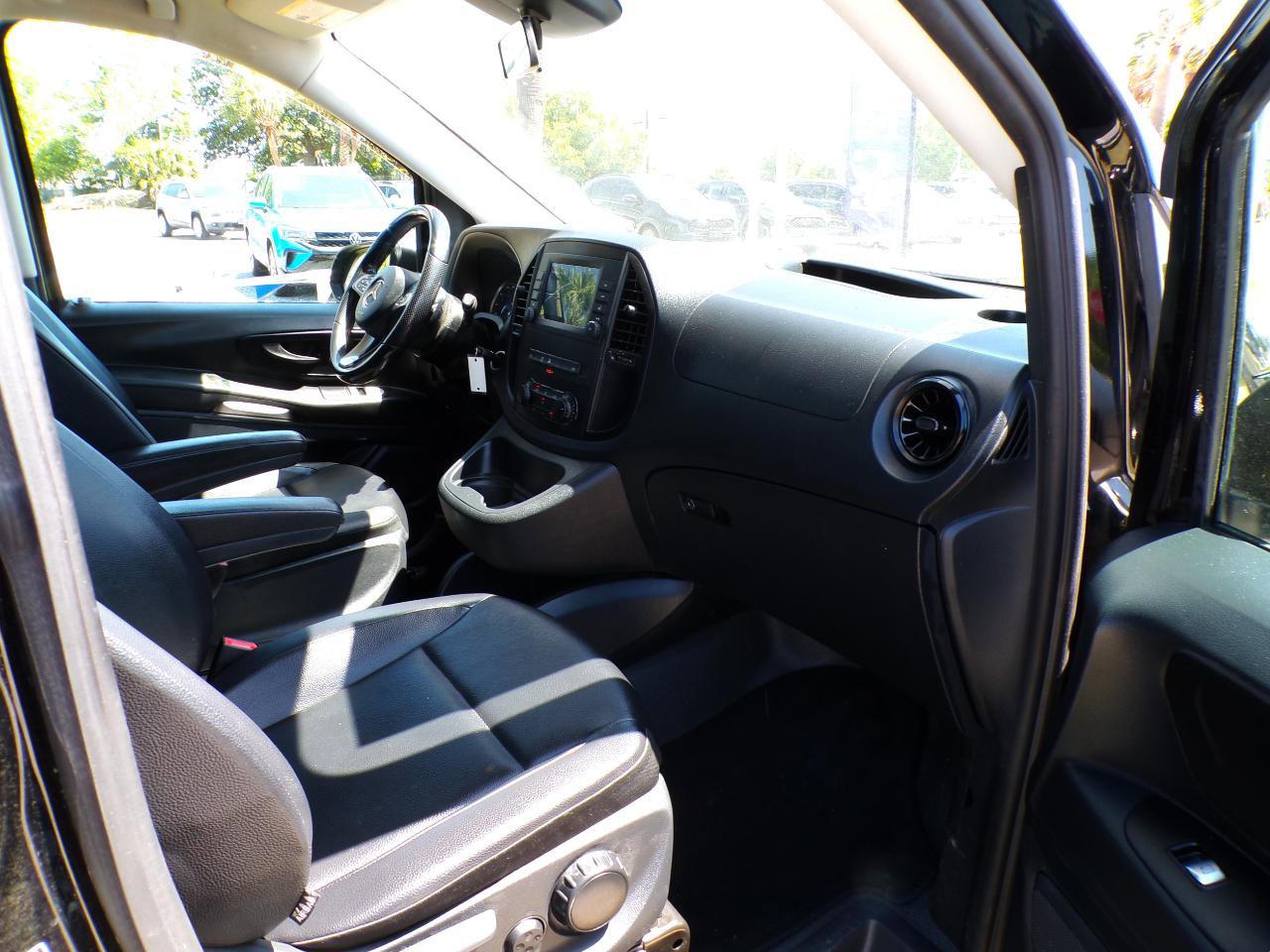 Used 2021 Mercedes-Benz Metris Passenger image 16