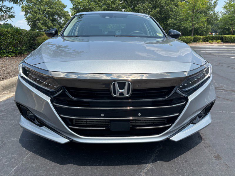 Used 2022 Honda Accord Sport Special Edition image 3