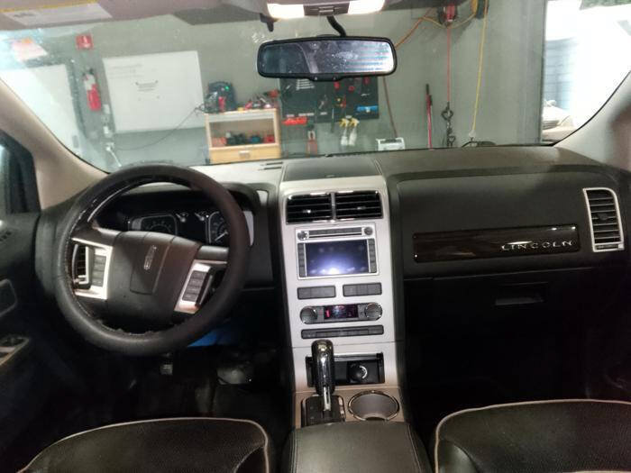 Used 2008 Lincoln MKX AWD image 32