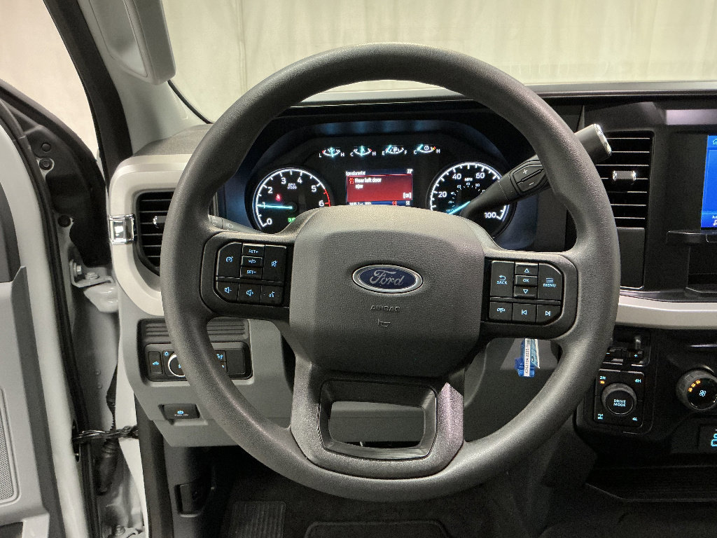 Used 2025 Ford F250 XL w/ STX Appearance Package AWD/4WD image 15